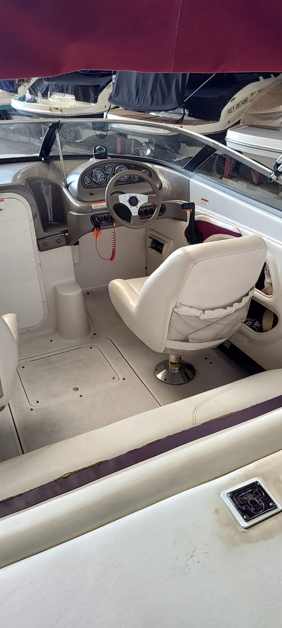 Chris Craft 19  1997 Volvo 270 SX